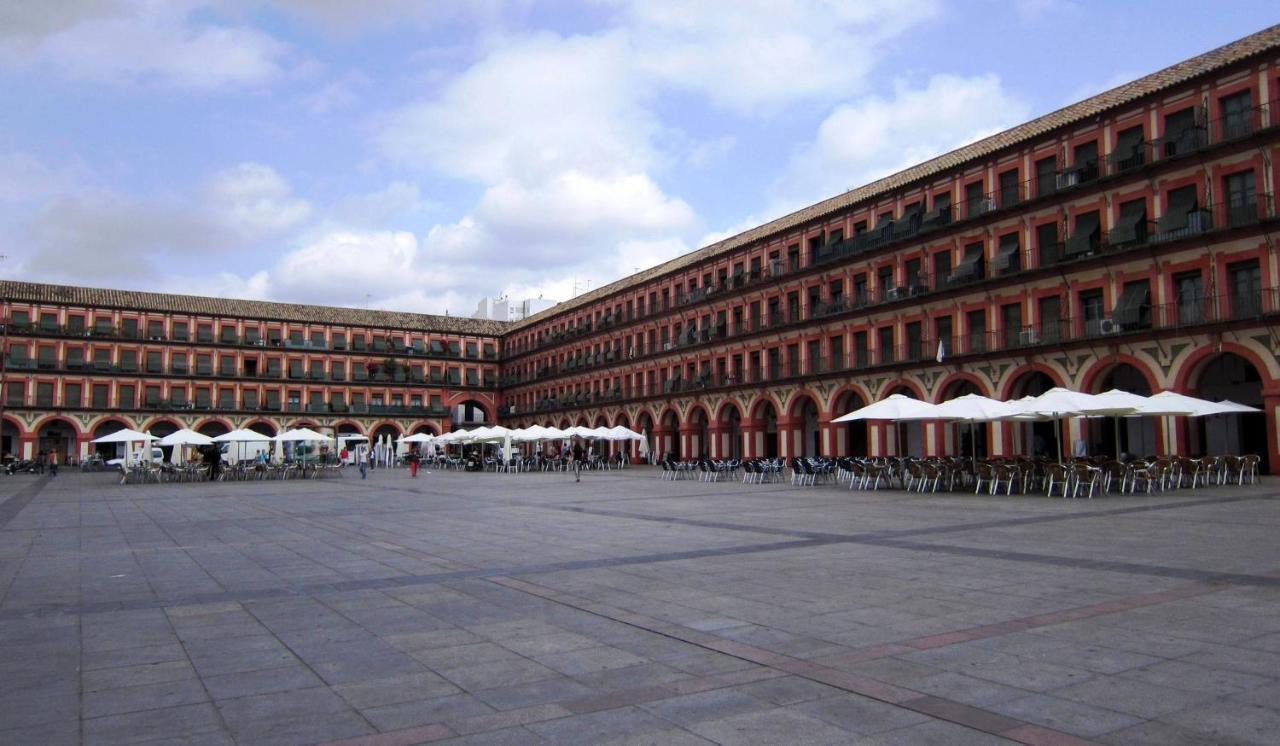 Estudio Jardines De Colon Cordoba Luaran gambar